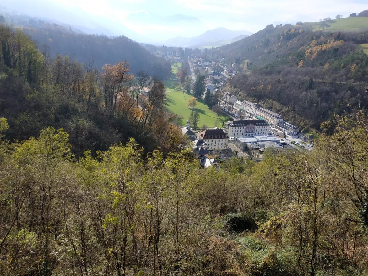 Appartement château Uriage-Chamrousse Saint-Martin-dʼUriage Exterior foto