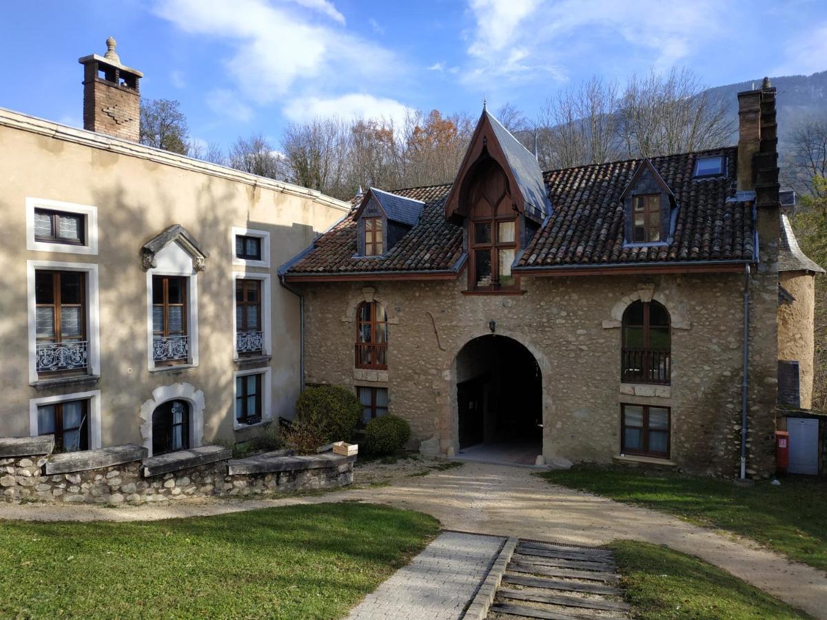 Appartement château Uriage-Chamrousse Saint-Martin-dʼUriage Exterior foto